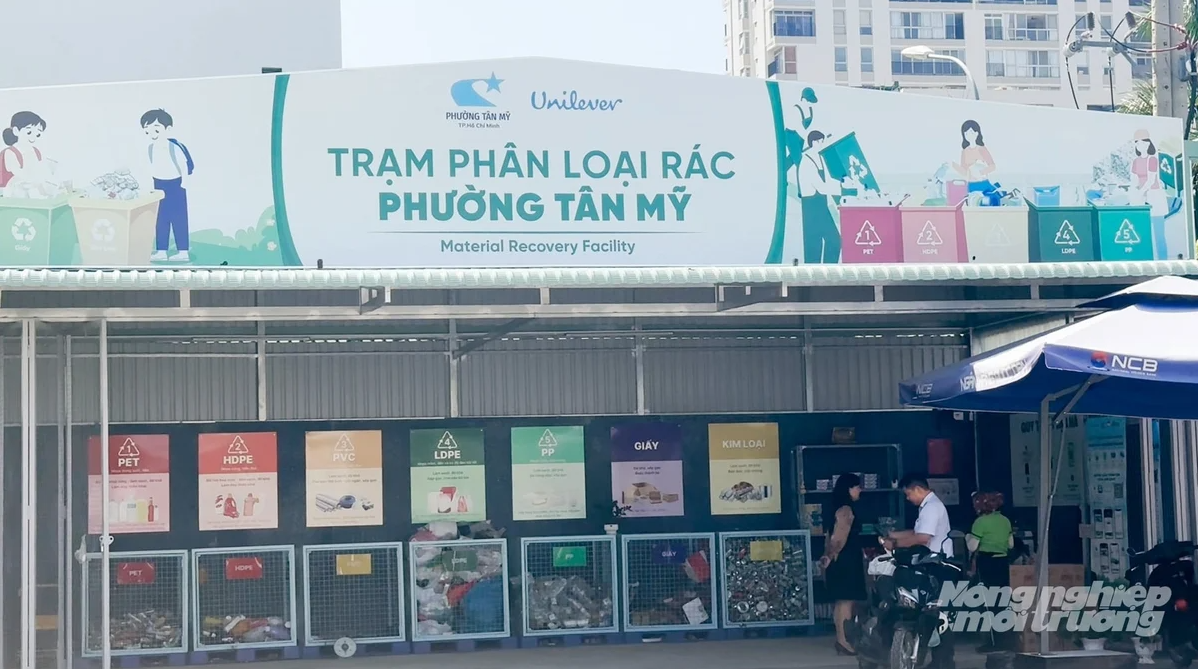 HCMC brings waste sorting closer to residents